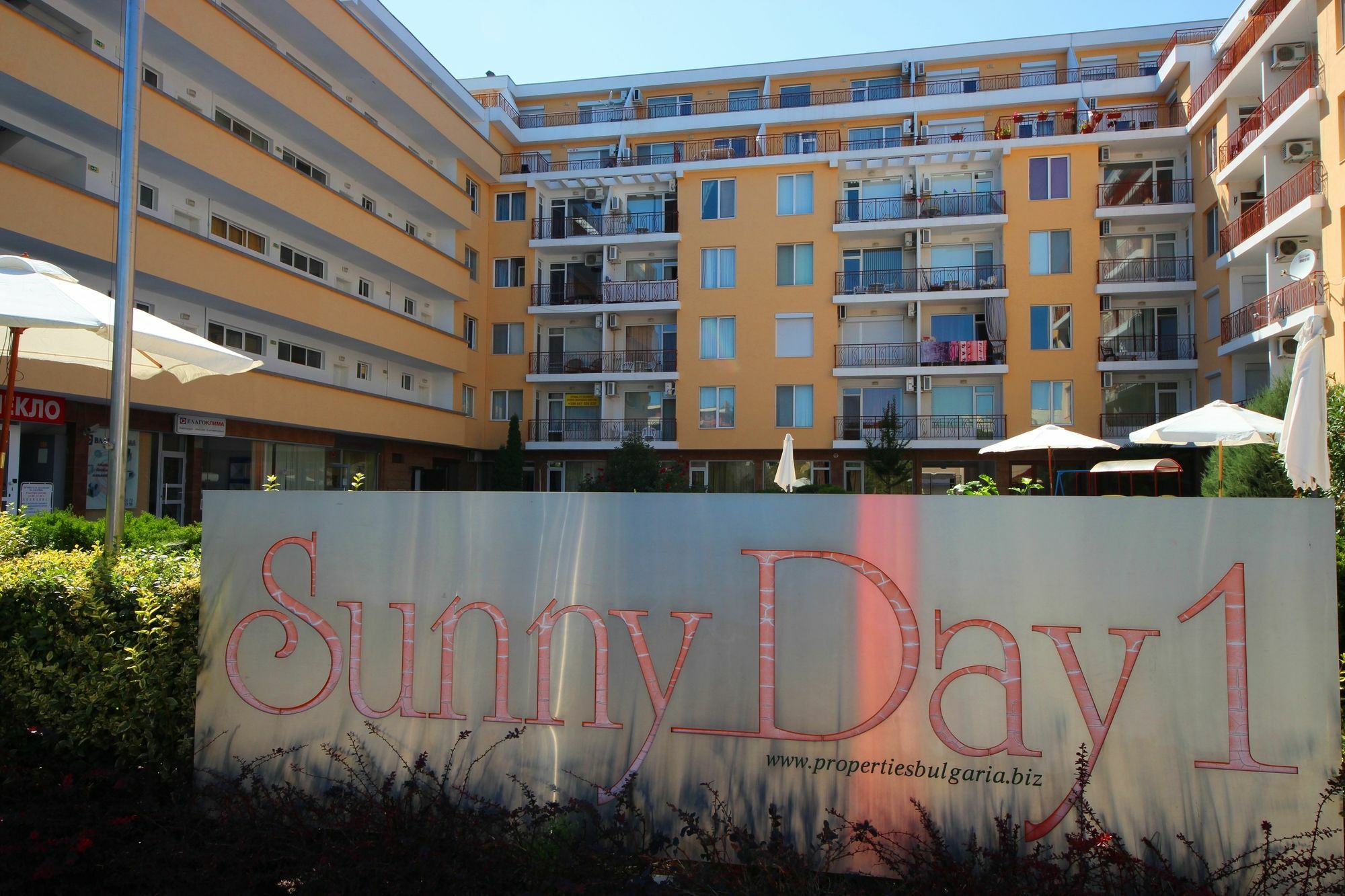 Sunny Day 1 - Menada Apartments Napospart Kültér fotó